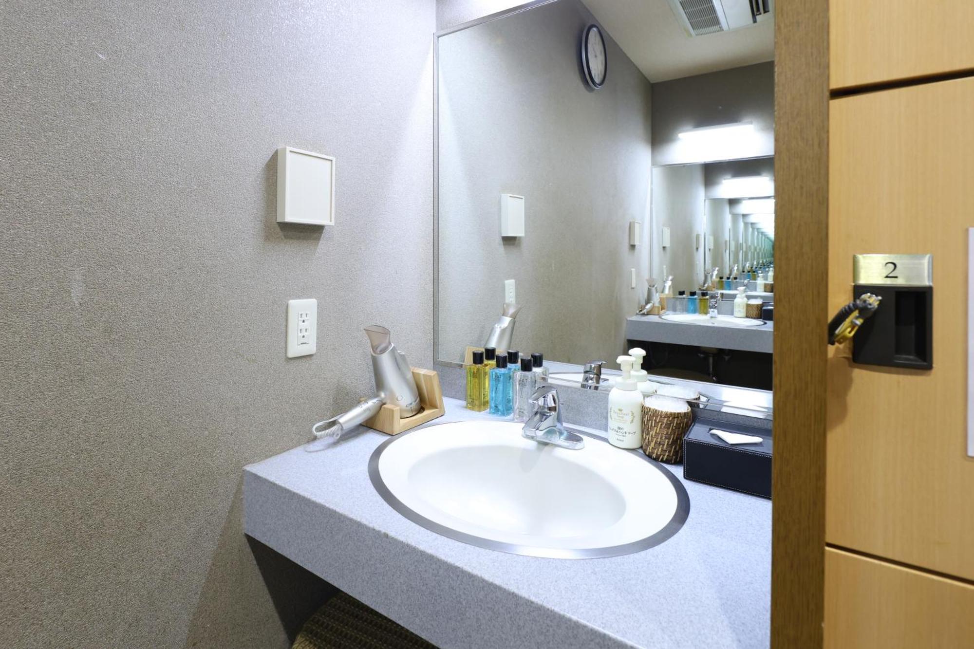 Dormy Inn Chiba City Soga Bagian luar foto